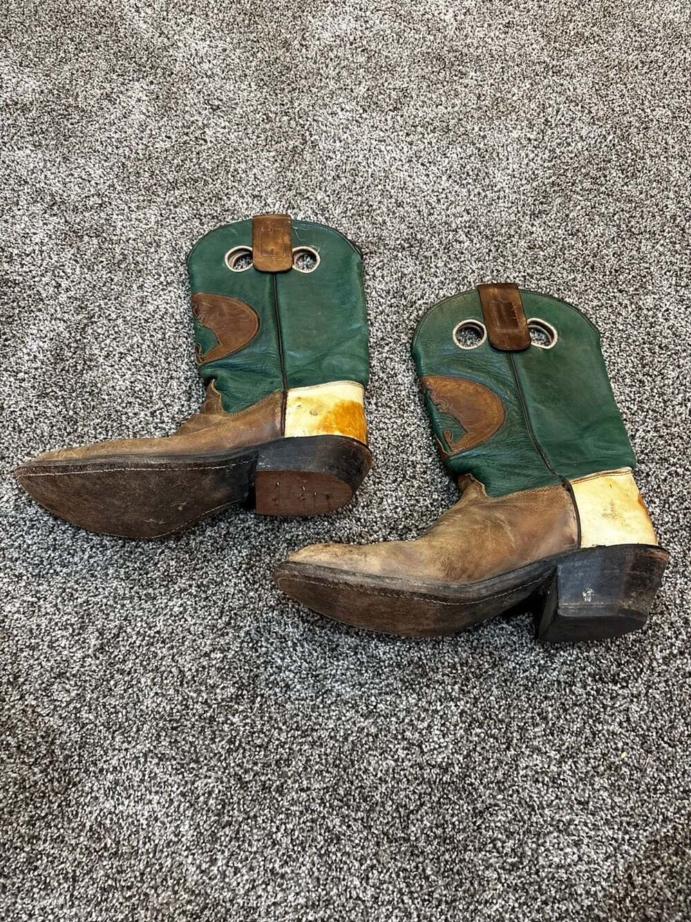 Vintage Olathe Buckaroo Cowboy Boots Green and Brown Leather